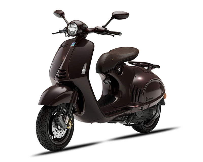 Vespa 946 Horse